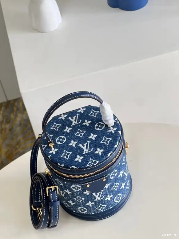 CANNES LOUIS VUITTON 0703